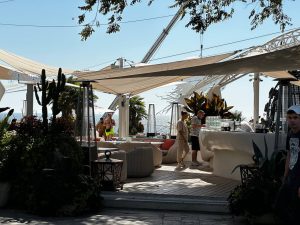 Клуб Ibiza Одесса Аркадия летняя терраса у моря лаунж зона